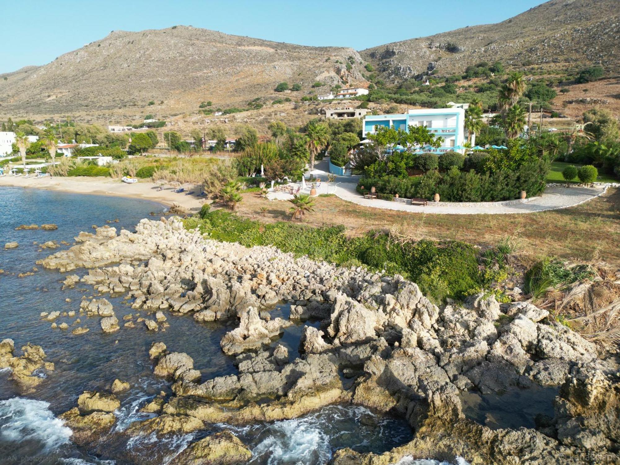 Kanakis Blue Beach Apartments Petres  Esterno foto