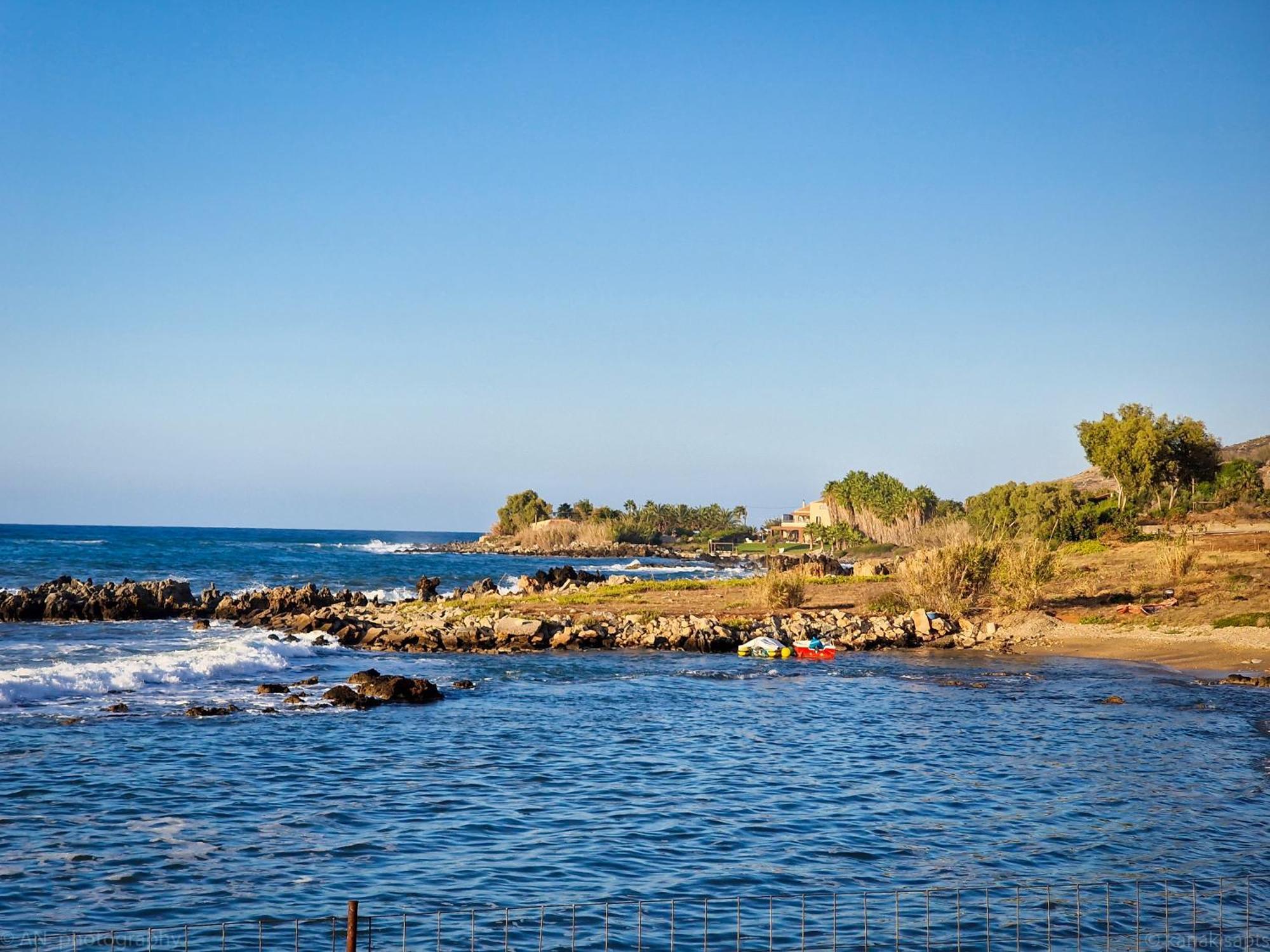 Kanakis Blue Beach Apartments Petres  Esterno foto