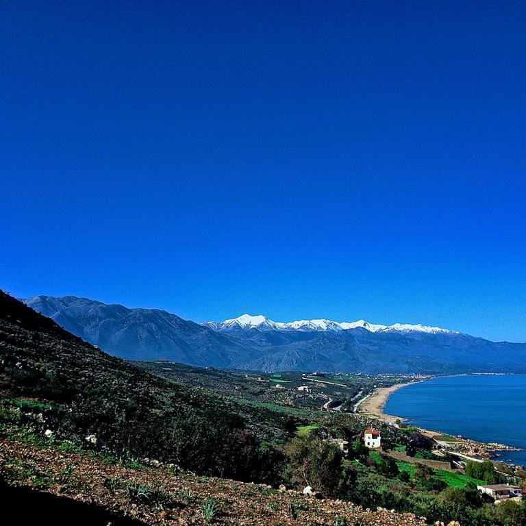 Kanakis Blue Beach Apartments Petres  Esterno foto