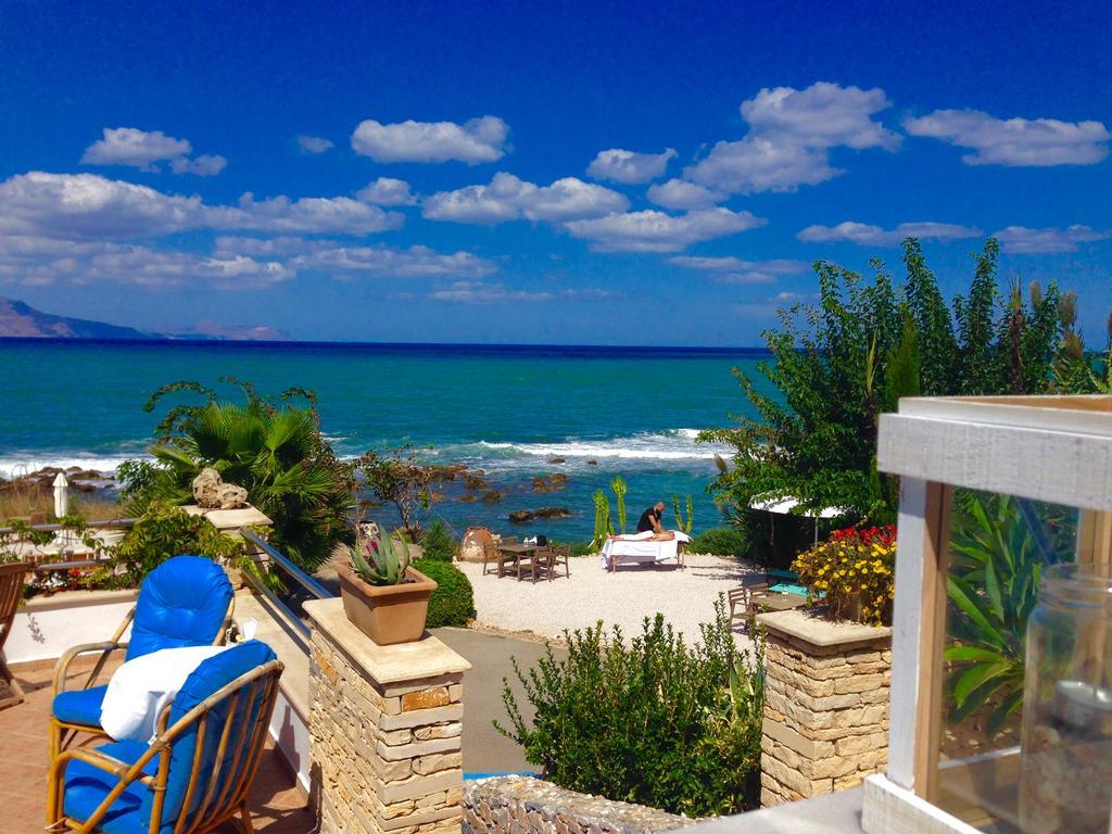 Kanakis Blue Beach Apartments Petres  Esterno foto