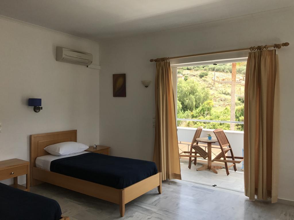 Kanakis Blue Beach Apartments Petres  Esterno foto