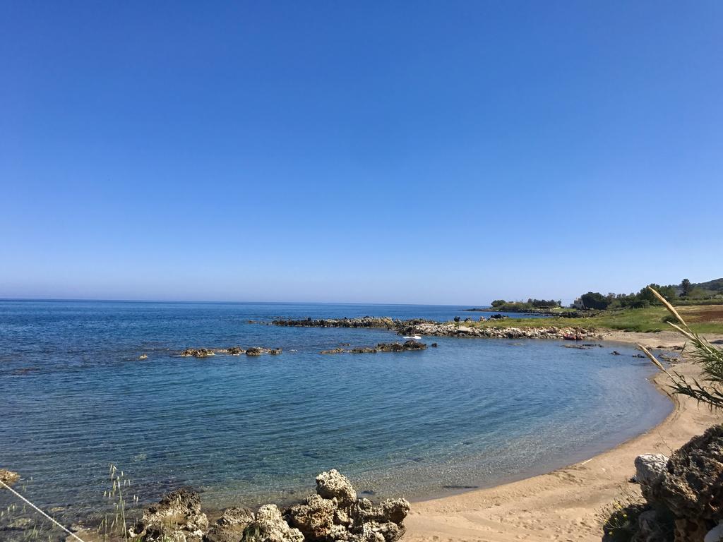 Kanakis Blue Beach Apartments Petres  Esterno foto